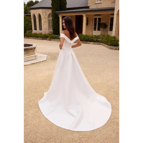 Sophia Tolli "Chandra" Wedding Dress - Picture 2 of 7